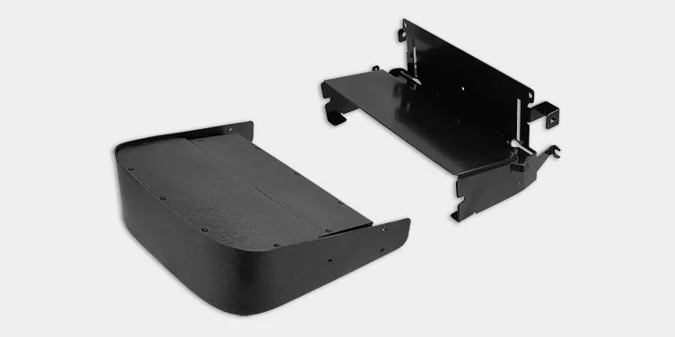 SWC-D84S_Subwoofer-System-for-Ducato-Perfect-Installation Das Befestigungsmaterial für den Subwoofer sind ehalten.