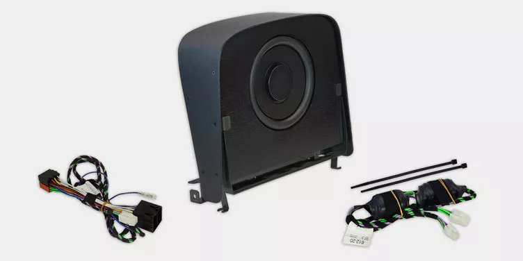 SWC-D84S_Subwoofer-System-for-Ducato-Included-Plug-And-Play-Wiring-Kit Beim SPC-R100-DU Subwoofer sind die Plug & Play Anschlusskabel enthalten.