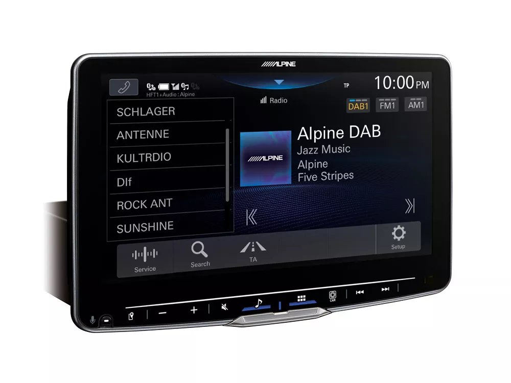 iLX-F905D_Alpine-Halo-9-featuring-DAB-digital-radio