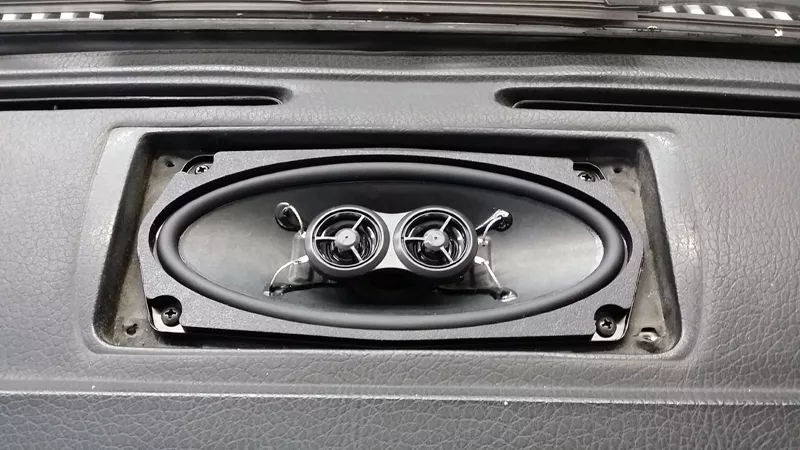 r-48n_b_3 RETROSOUND DVC-Lautsprecher 4" x 8", Neodym