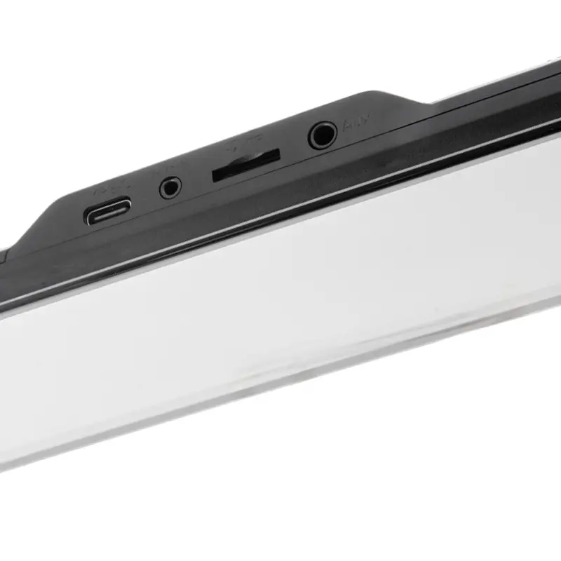 Anschlüsse des AMPIRE CPS090 Spiegelmonitors mit USB-C, AUX und Speicherkarten-Slot