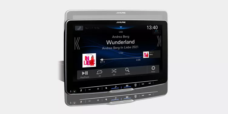 iLX-F905T61_Adjustable-Display-Height-and-Distance