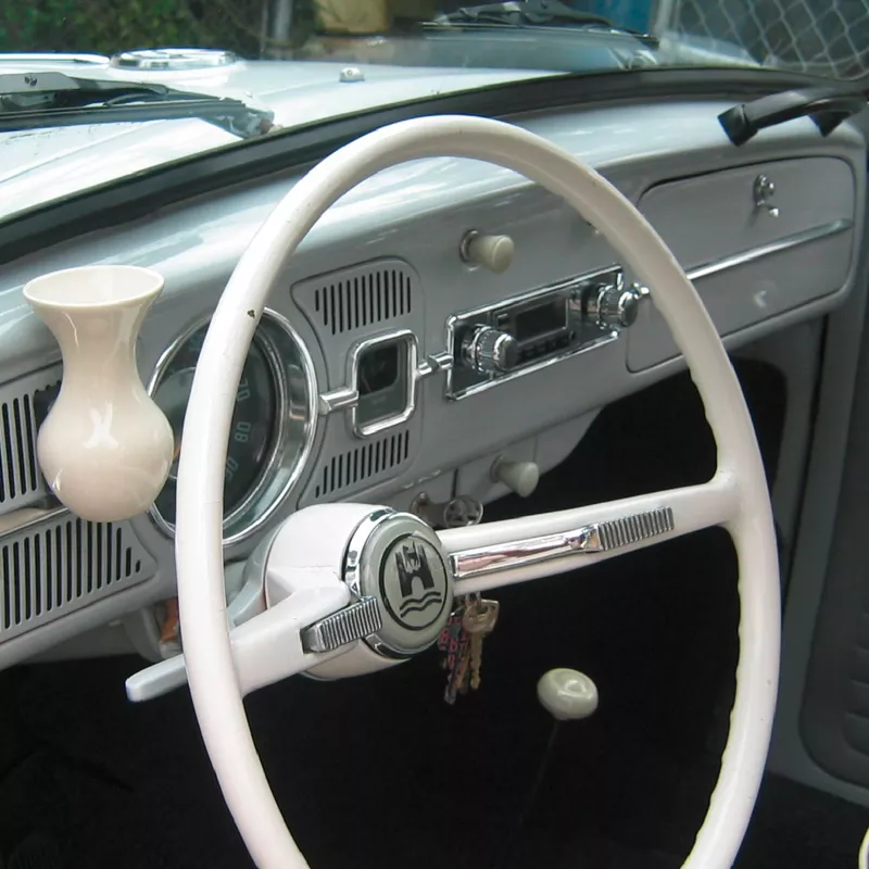 rsp-304_b_1 Retrosound Frontblende - "VW-Sapphire chrom"