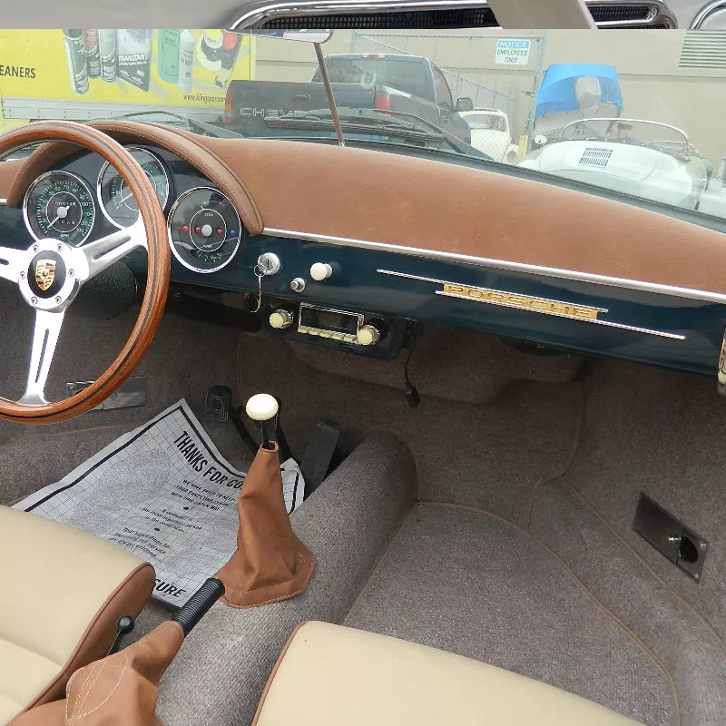 rsp-127_b_4 RETROSOUND Einbaurahmen "VW trim bezel"