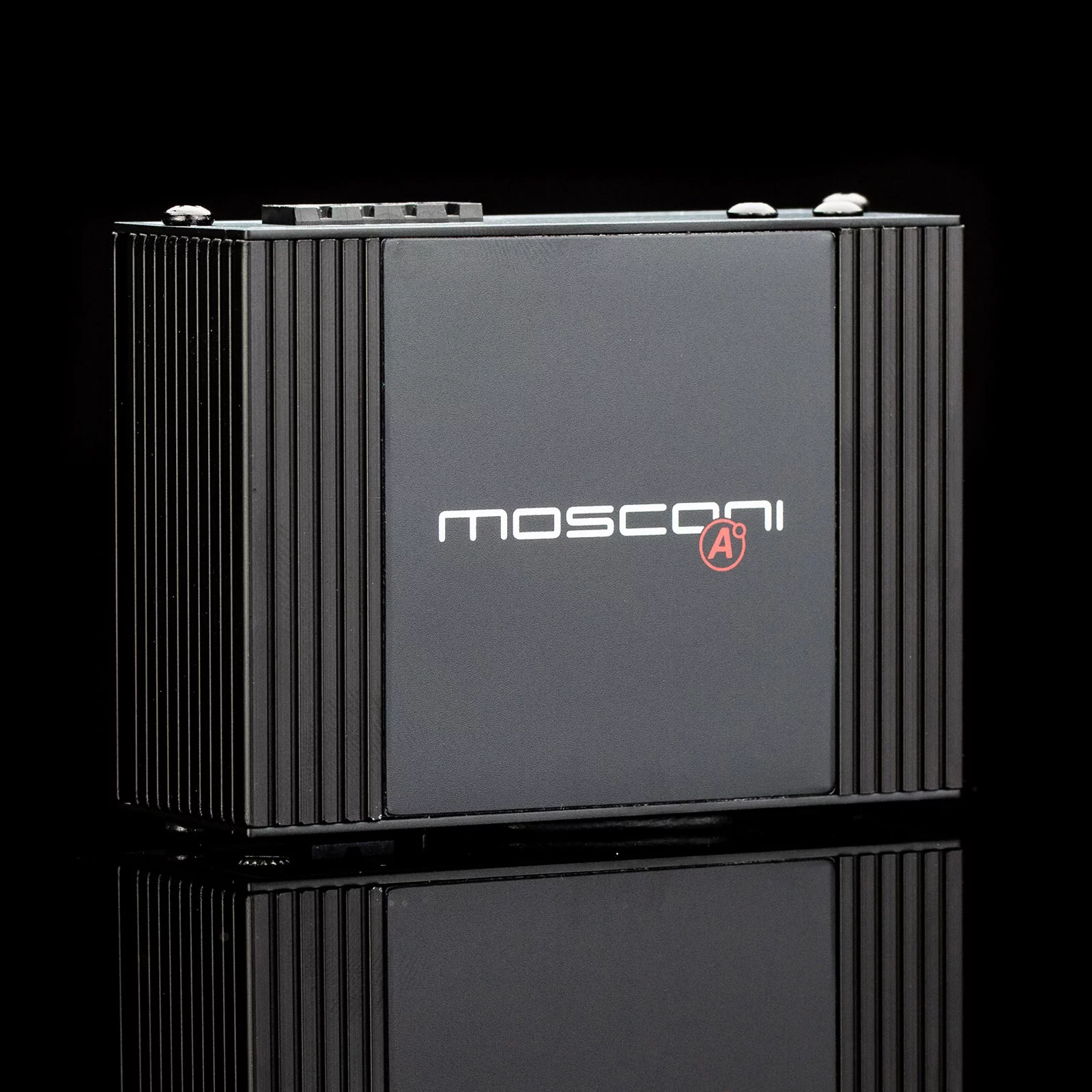 Mosconi-Atomo-2-05-67adea7d9CgzbJ2zutuom