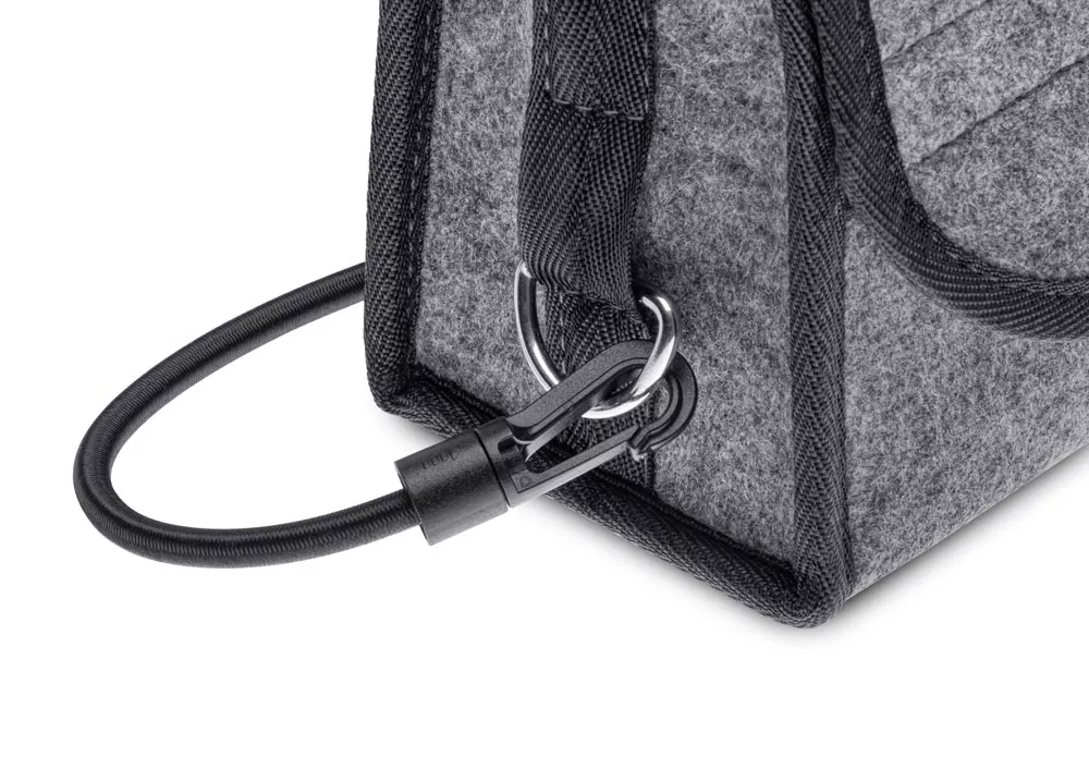 image_TRUNK-BAG_4 Sicheres Verzurren dank Befestigungslaschen