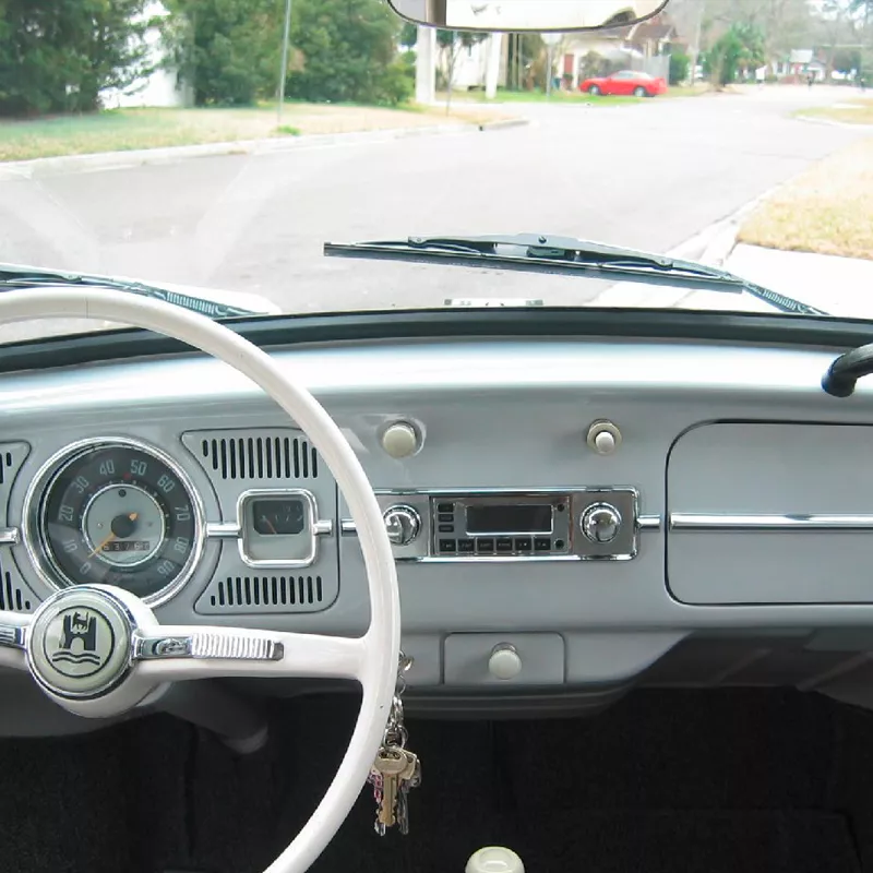 rsp-304_b_2 Retrosound Frontblende - "VW-Sapphire chrom"
