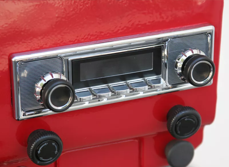 retrosound-frontblende-becker-plate-rsp-308_b_1 Retrosound Frontblende Becker "Nadelstreifen"